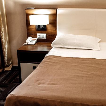 Marko Polo Hotel Akszaj Kültér fotó