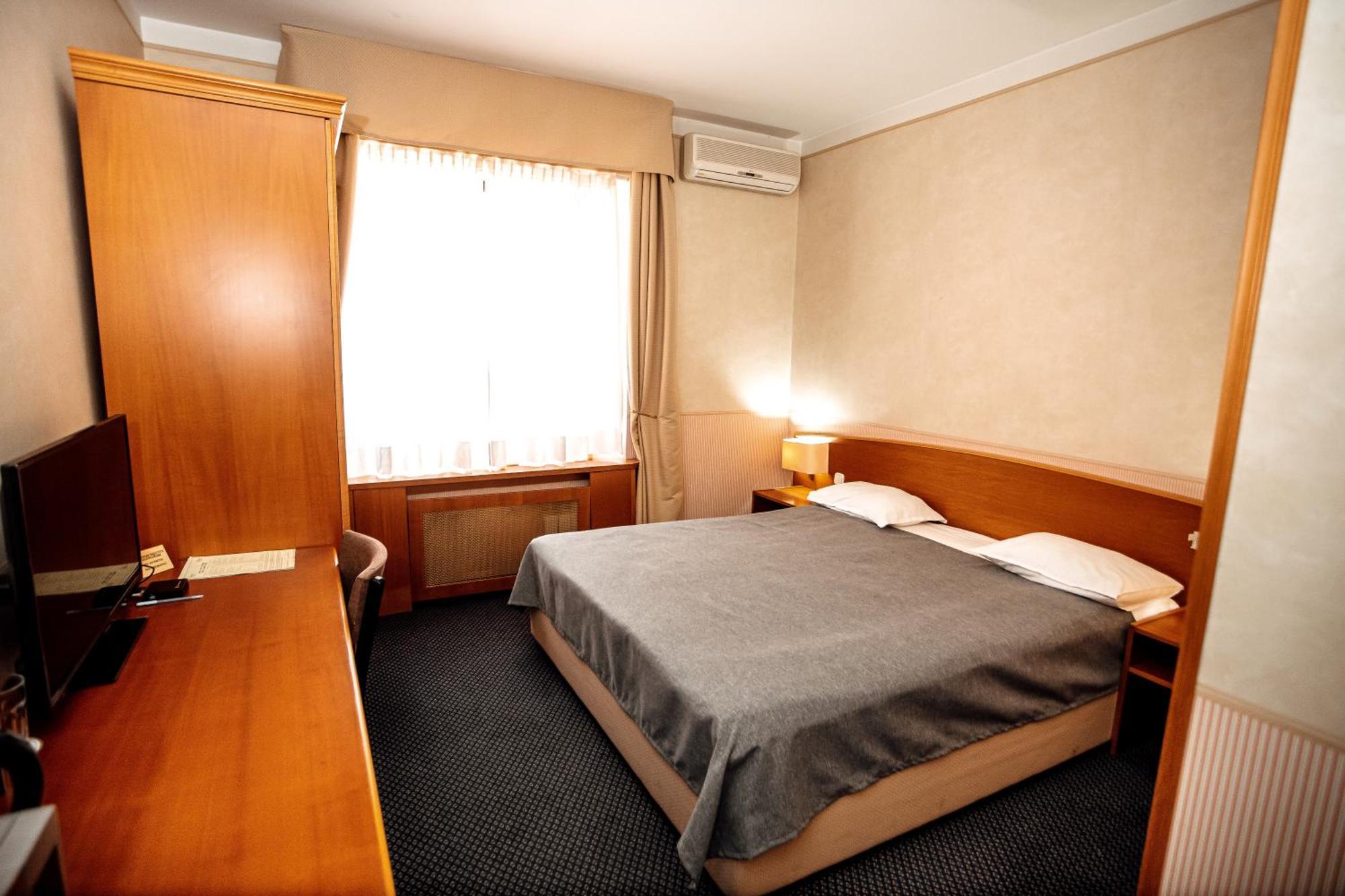 Marko Polo Hotel Akszaj Kültér fotó
