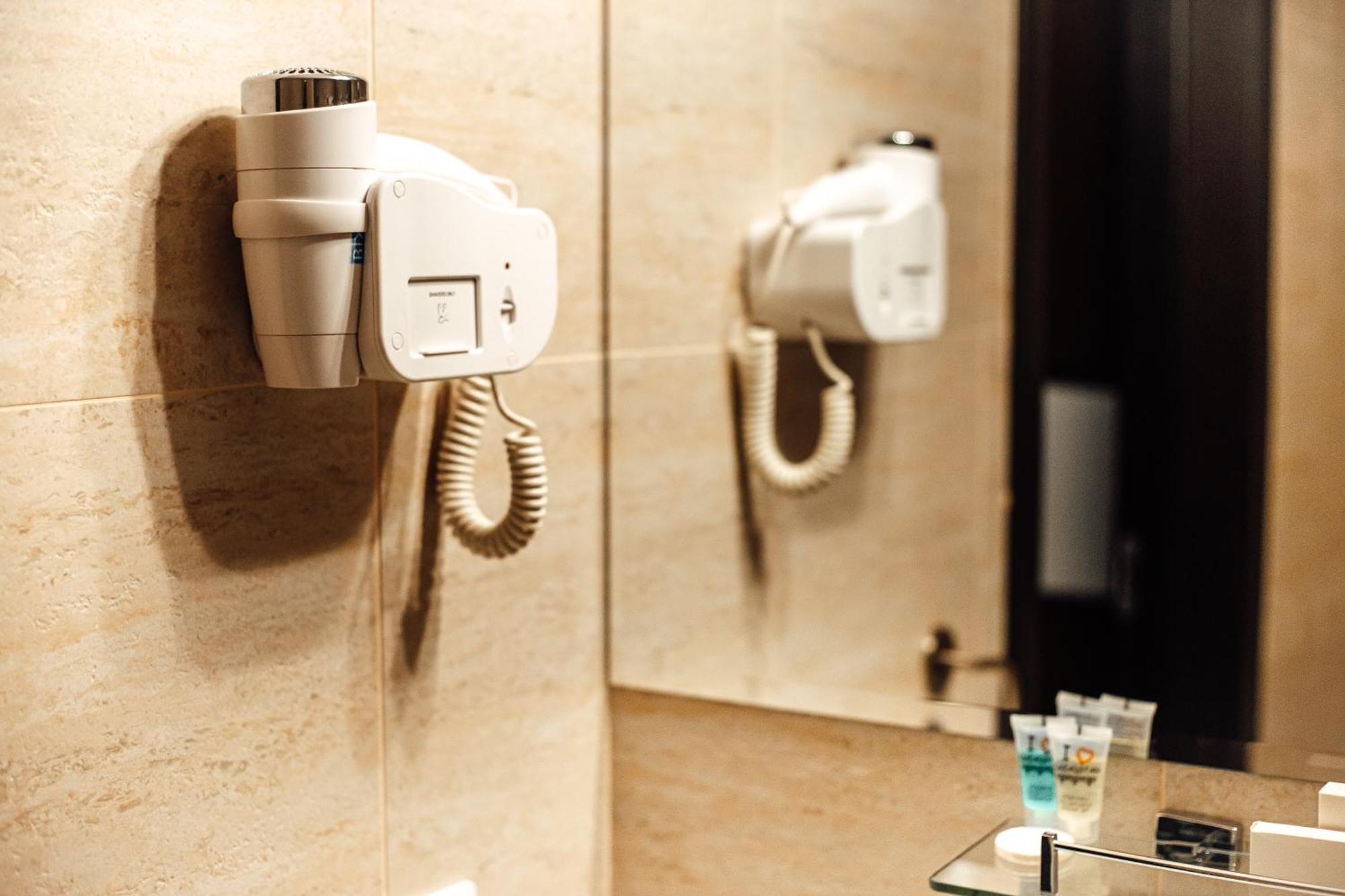 Marko Polo Hotel Akszaj Kültér fotó
