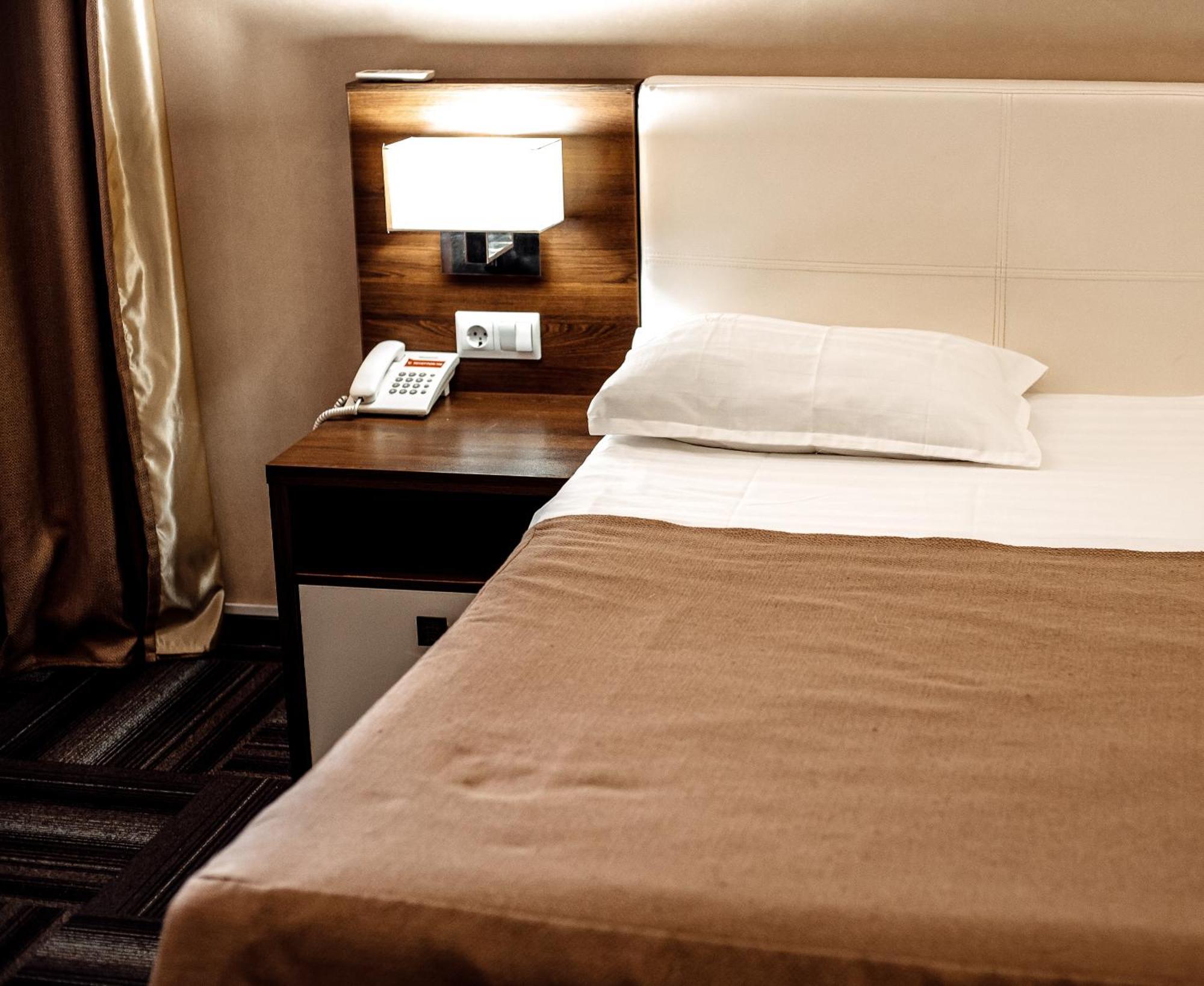 Marko Polo Hotel Akszaj Kültér fotó