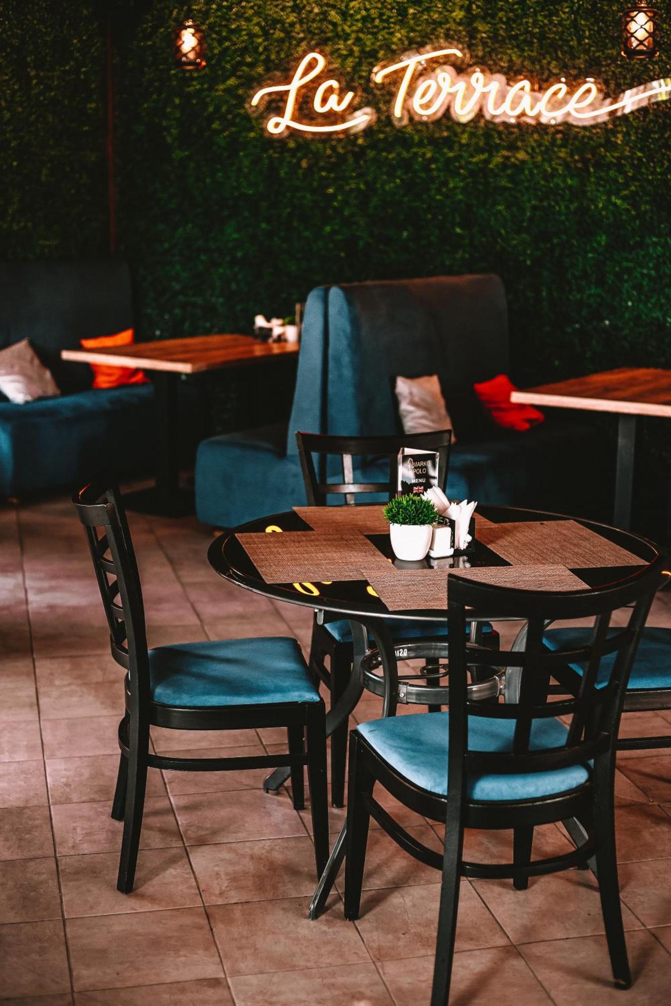 Marko Polo Hotel Akszaj Kültér fotó